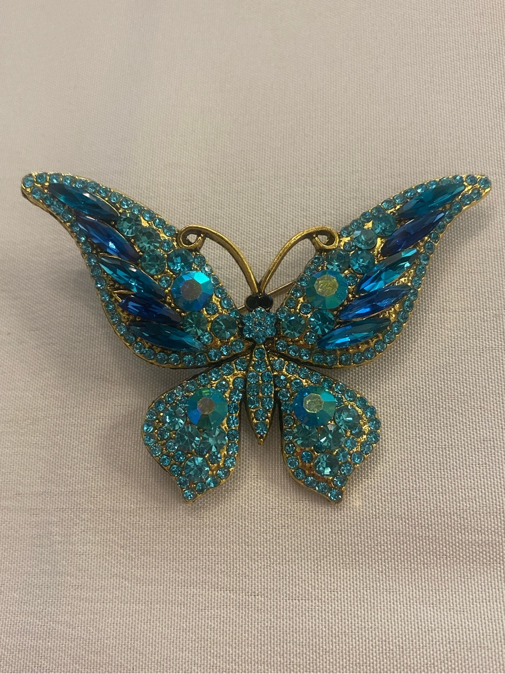 Brooch Butterfly Blue Gold Brooch Pin NEW